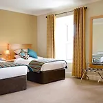 Cill Aodain Court 3*