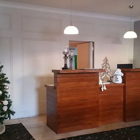 Cill Aodain Court Hotel 3*